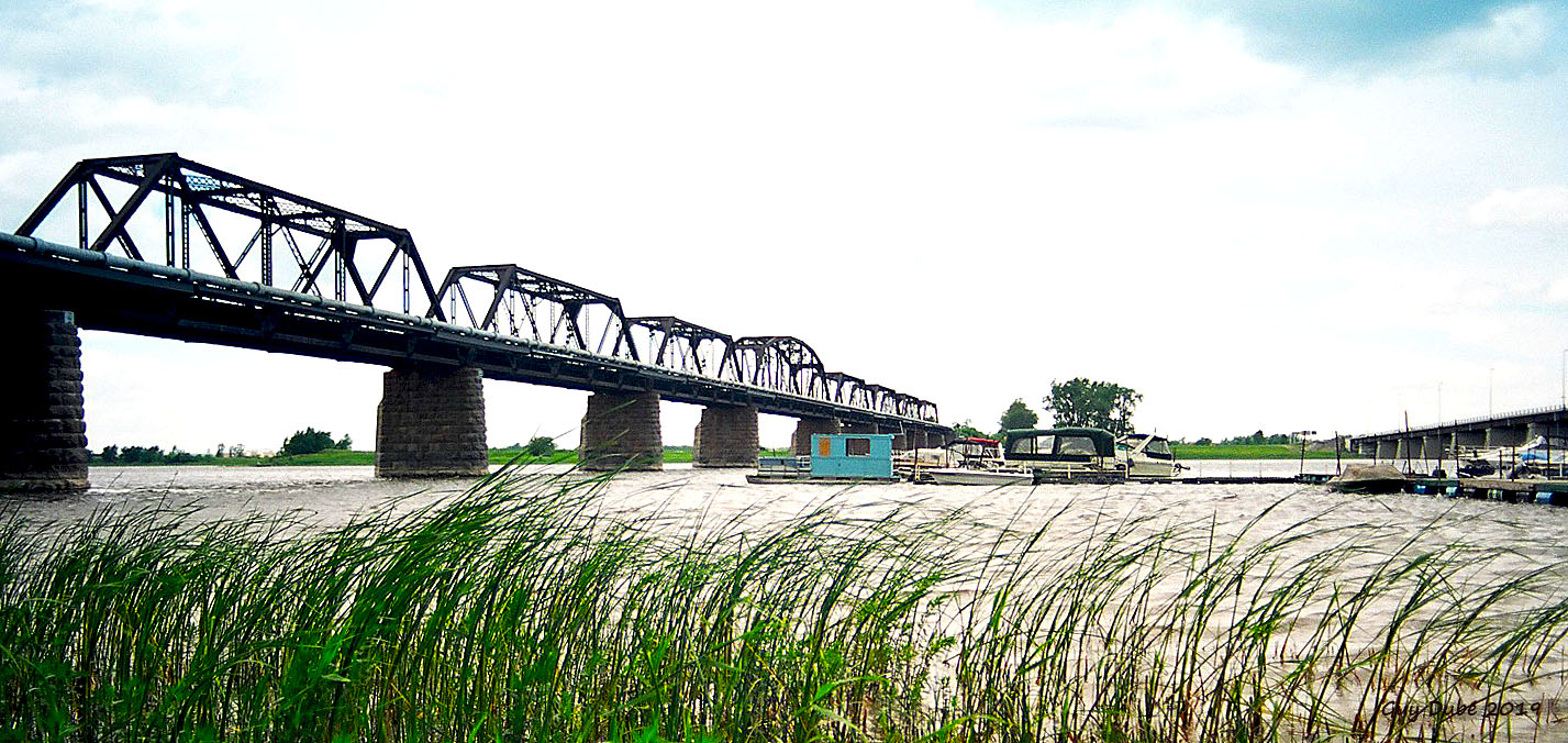 Pont ferroviaire Charlemagne