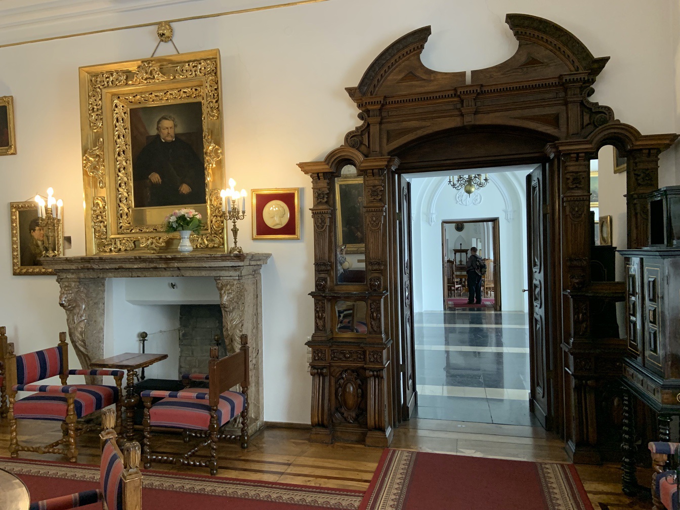 Krnik Palace