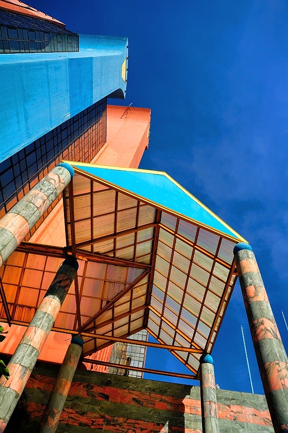 Emblematic Arq. Taveira Work
