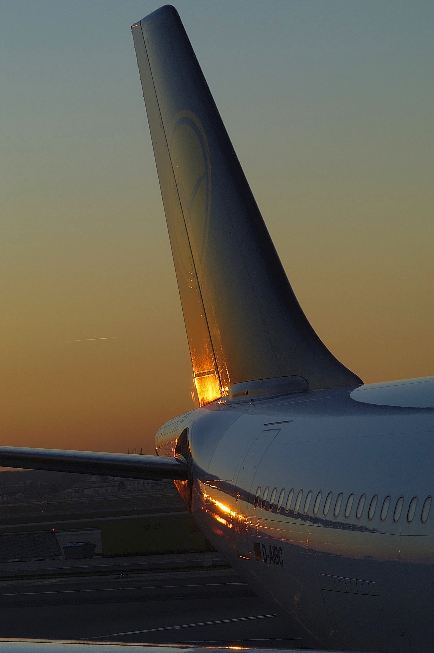 Lufthansa Tail, A340-200, D-AIBCH, at Sunrise