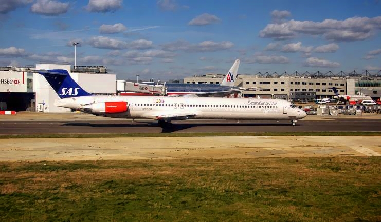 SAS, MD-82, OY-KHN