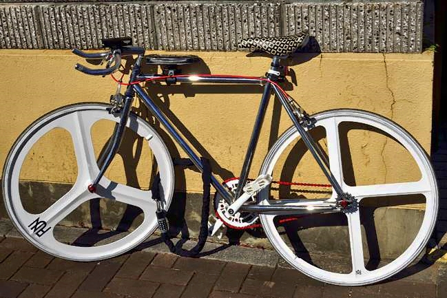 FUN-Modern, Carbon Fibre, Bicycle
