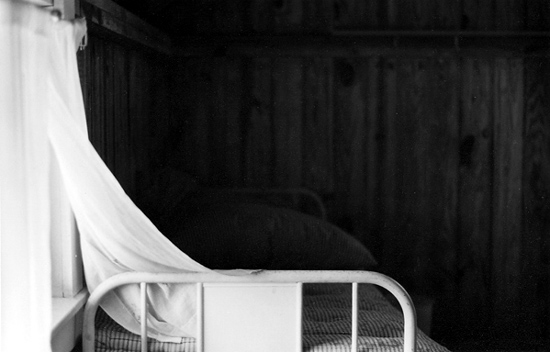 Bed&Curtain550.jpg