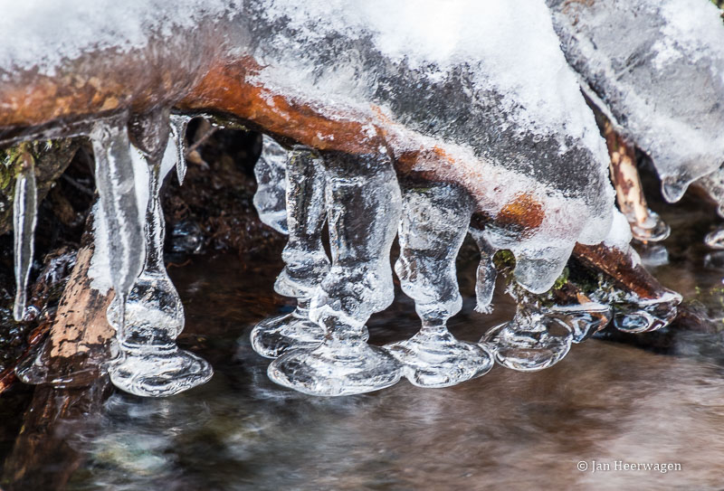Jan HeerwagenIcicles #2