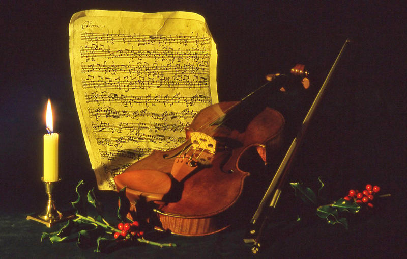 Bob Skelton<br>Dec. 2020 Evening Favourites<br>Theme: Candlelight<br>Bach and a Strad<br>1st place