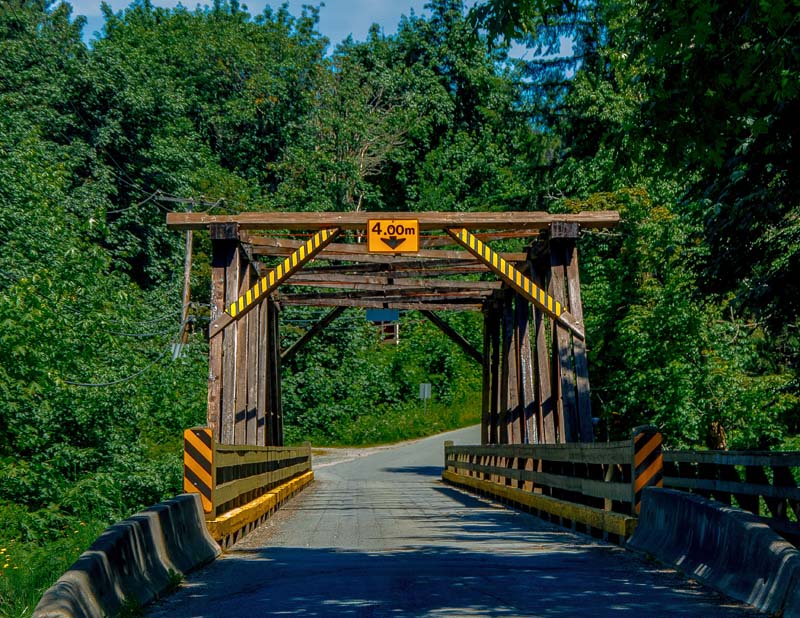 Ed TajeJune 2021Narrow bridge