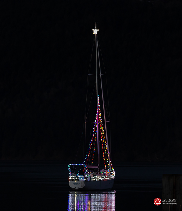 Lois DeEllCowichan Bay Christmas Sail Pass Field TripDecember 2021Christmas Lightup 