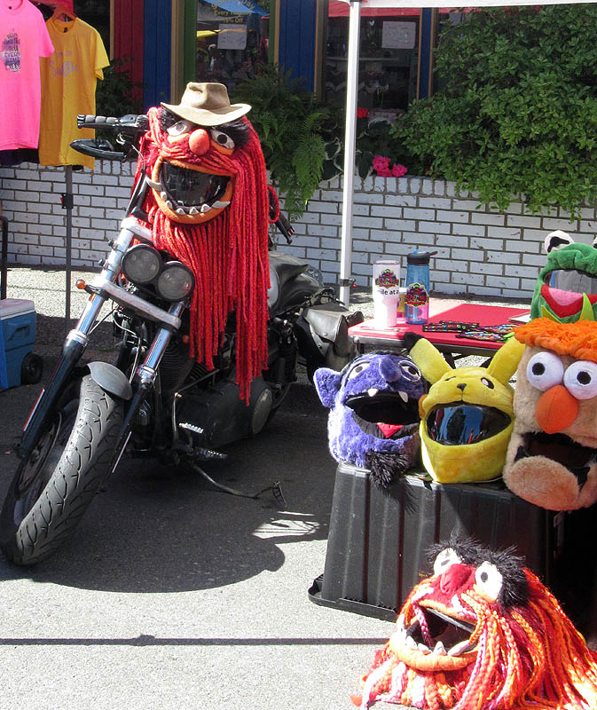 Willie HarvieSummer Fun - Extra challenge: Choose a ColourField Trip - July 1 - 15, 2024Krazy Kritters