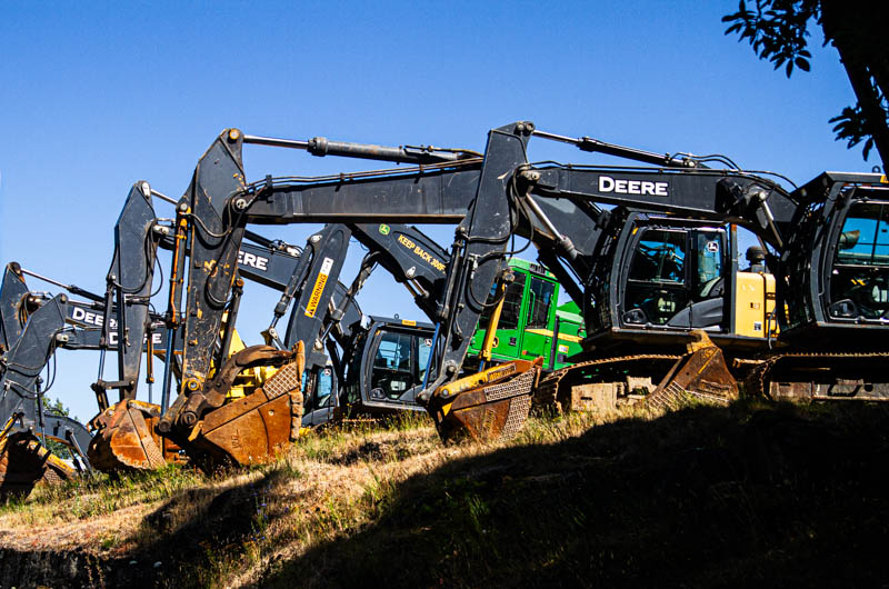 12 Carl Erland2024 Summer Challenge12 - Rows of ThingsDiggin Deere