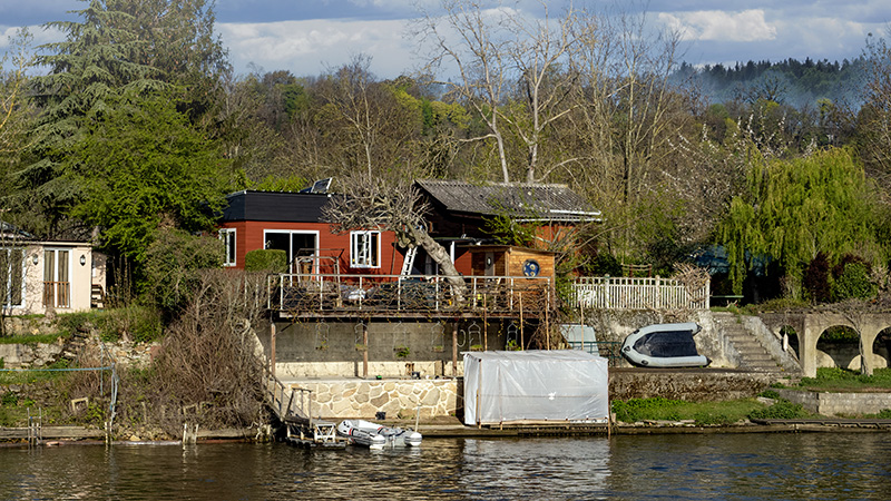 B016969.jpg