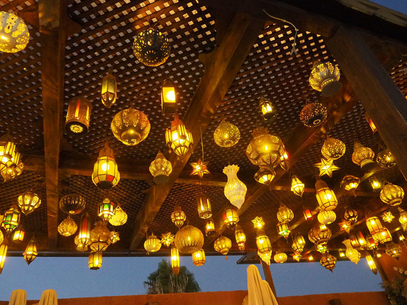 Lighting on the terrace section of Zaitoon Restaurant