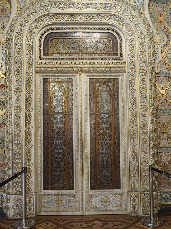 A door for the Arab Room - Palacio da Bolsa