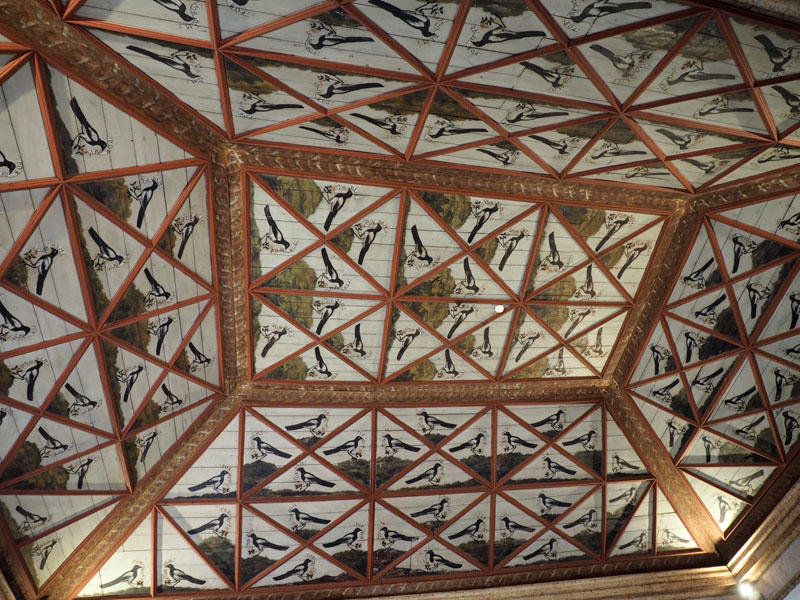 Ceiling of the Magpies room - Sintra Palace