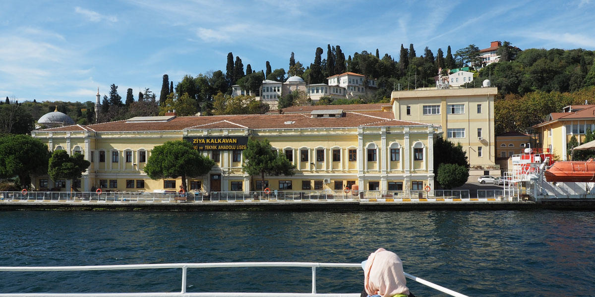 Ziya Kalkavan School from the Bosporus