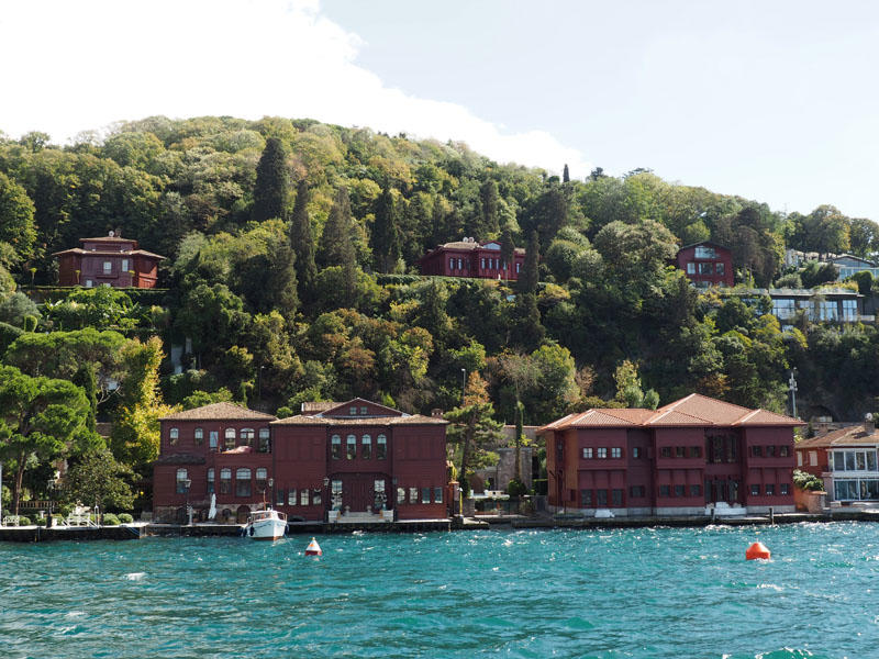 Homes on the Asian side of the Bosporus