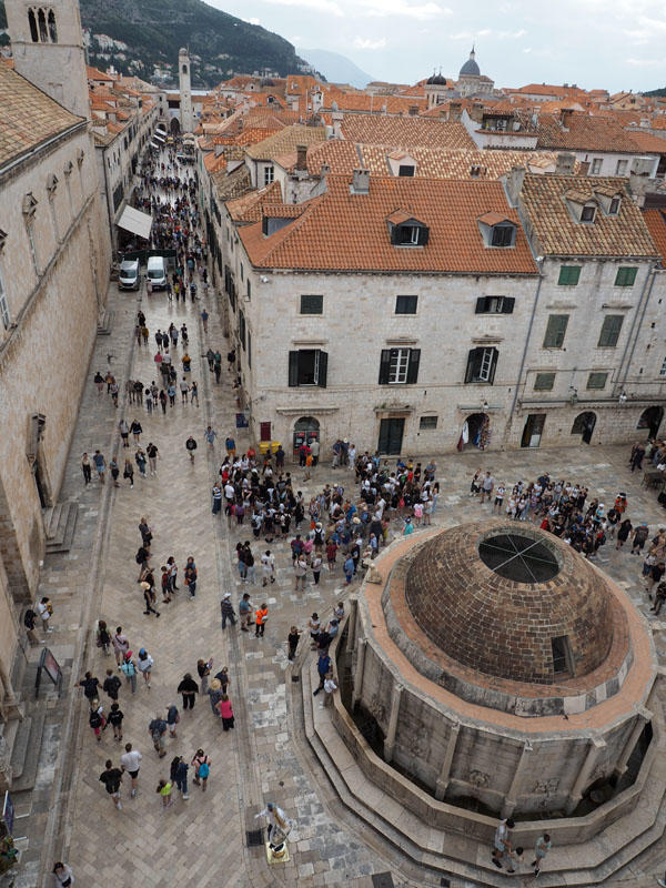 Onofrio's large fountain and the Stradun in Old Town