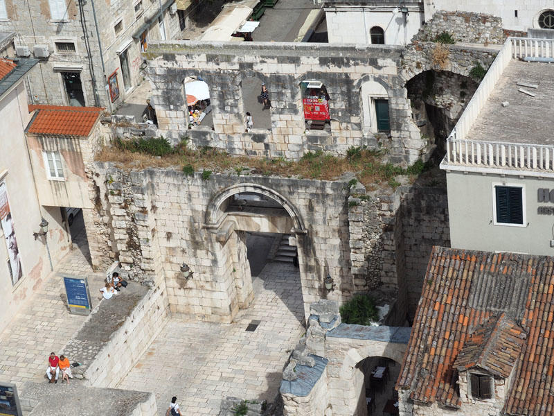 The Silver Gate (or eastern gate) of the palace
