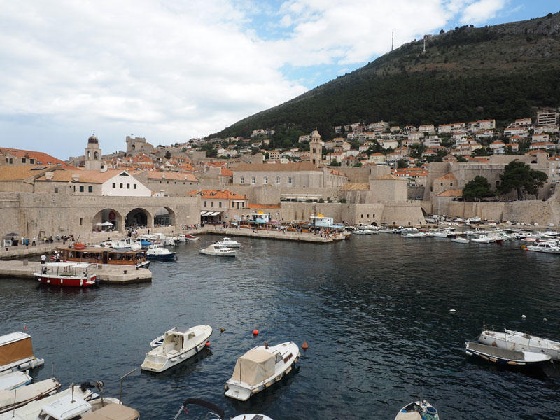 The harbor seen from the wall o the Old Town