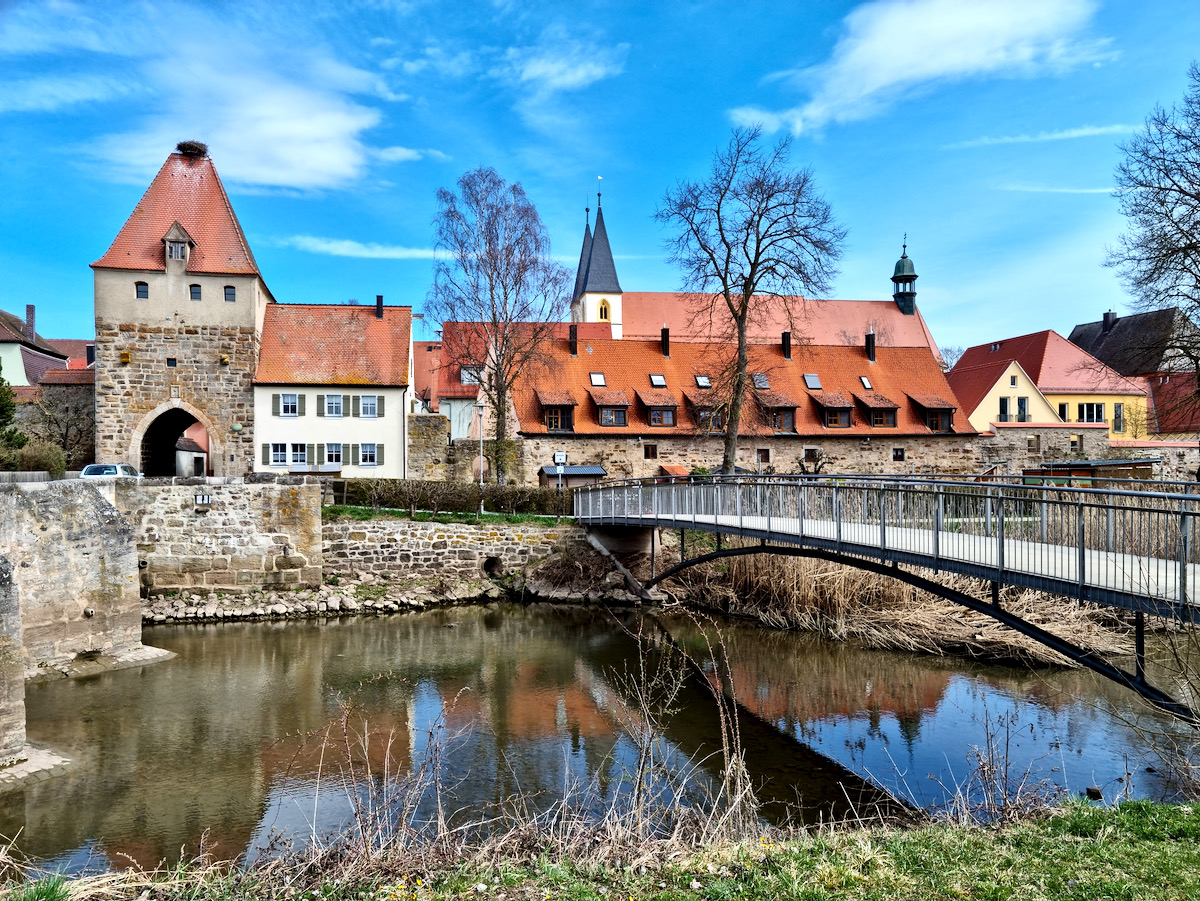 Altmhl river with old city wall