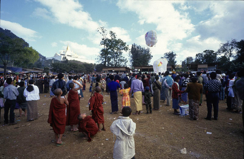 Taunggyi, Balloon Fire Festival