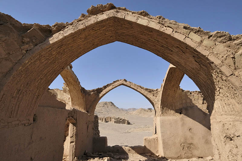 Yazd, Dakhmeh-ye Zartoshtiyun