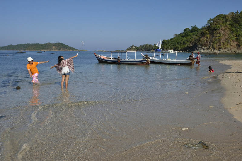 Ngapali, Kyaw Myo Naung