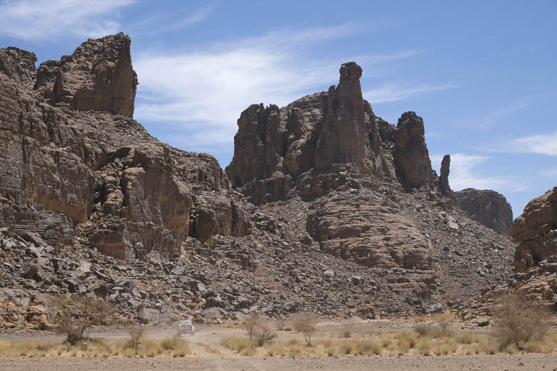 From Bordje el-Haoues to Tarzaroukou