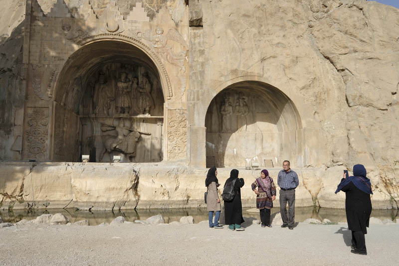 Kermanshah, Taq-e Bostan