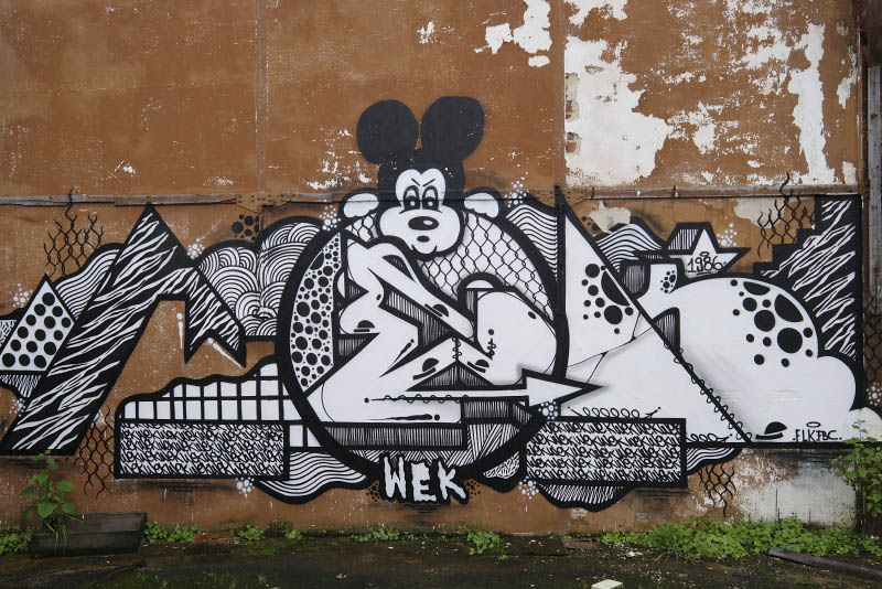 Tabaqueira Street, Old Warehouse, Spray Lover 2019