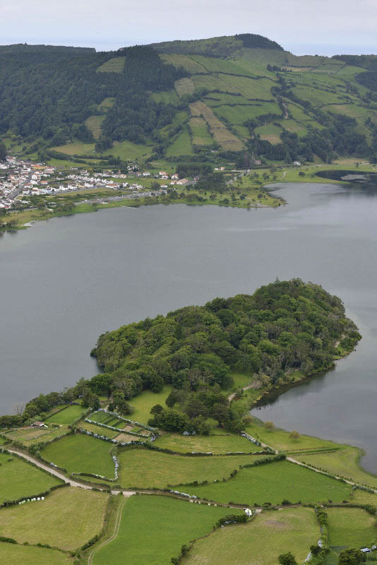 Lagoa das Sete Cidades, S. Miguel Island, Azores, Portugal