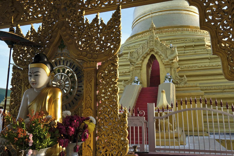 Mandalay, Kuthodaw Pagoda