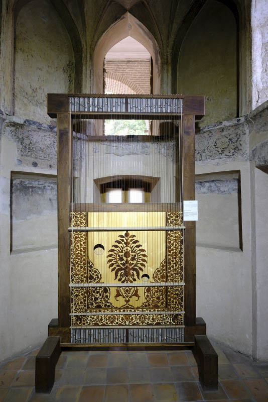 Qazvin, Chehel Sotun