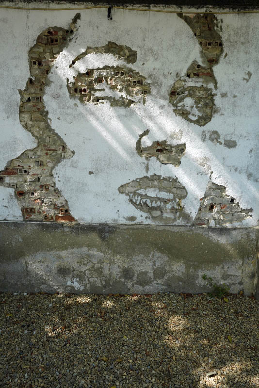 Fbrica de Material de Guerra Street, Vhils 2010