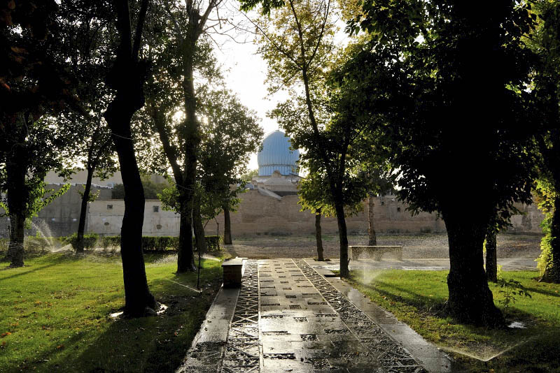 Qazvin, Chehel Sotun
