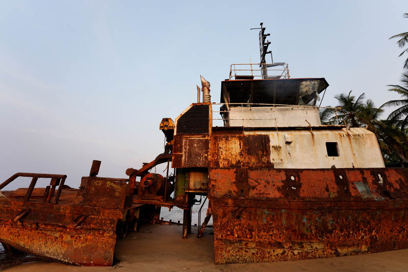 STI, Shipwreck at Ferno Dias Beach