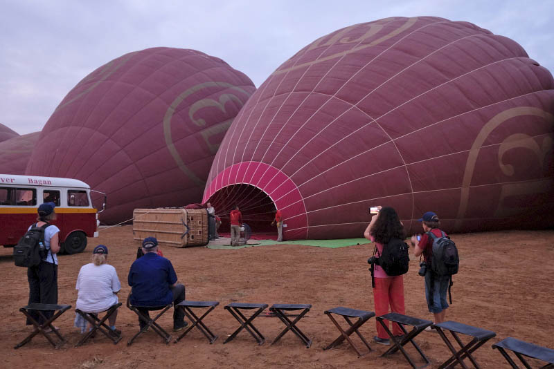 Bagan, Balloon Flight