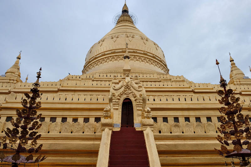 Bagan, Shwezigon Pagoda