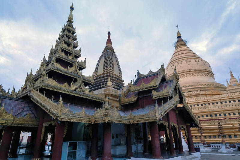 Bagan, Shwezigon Pagoda