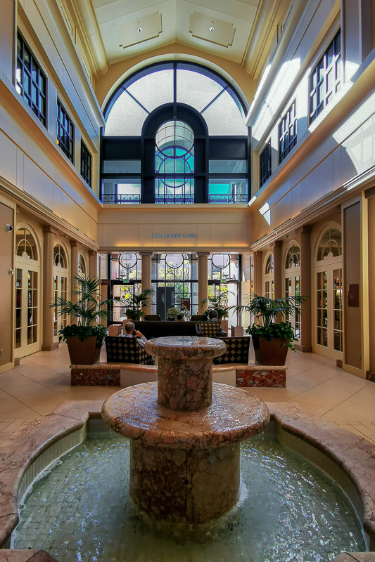 Pasadena Huntington Hospital Lobby