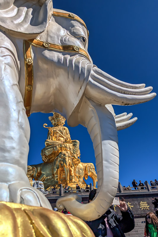 Huazang Temple 金顶华藏寺