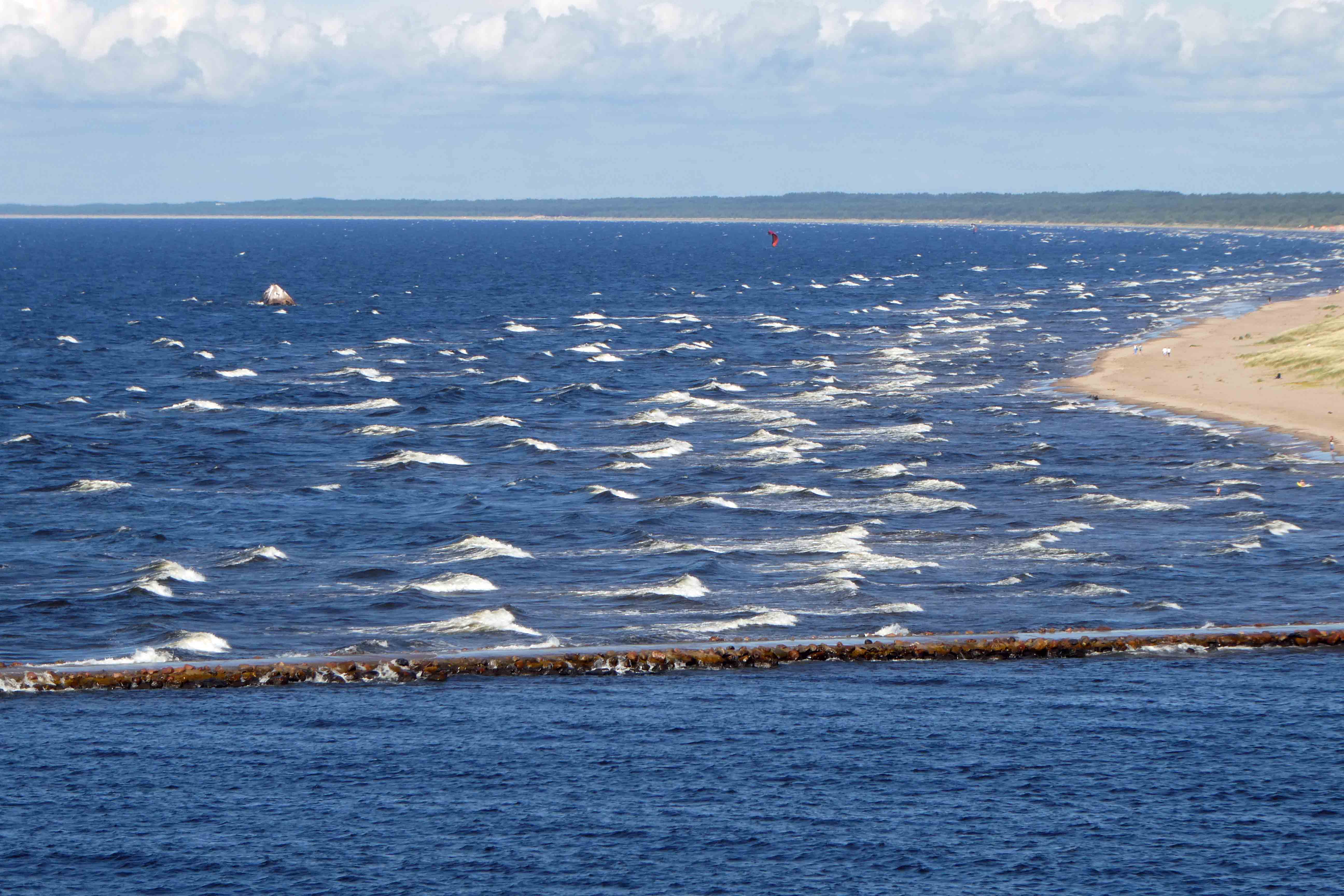 Contrast between water in the Daugava River and the Gulf of Riga (Latvia)