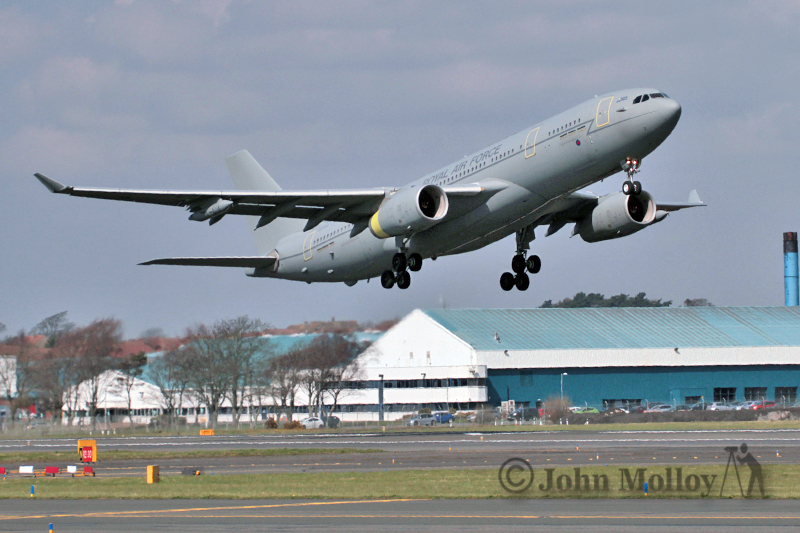 A330 Voyager 