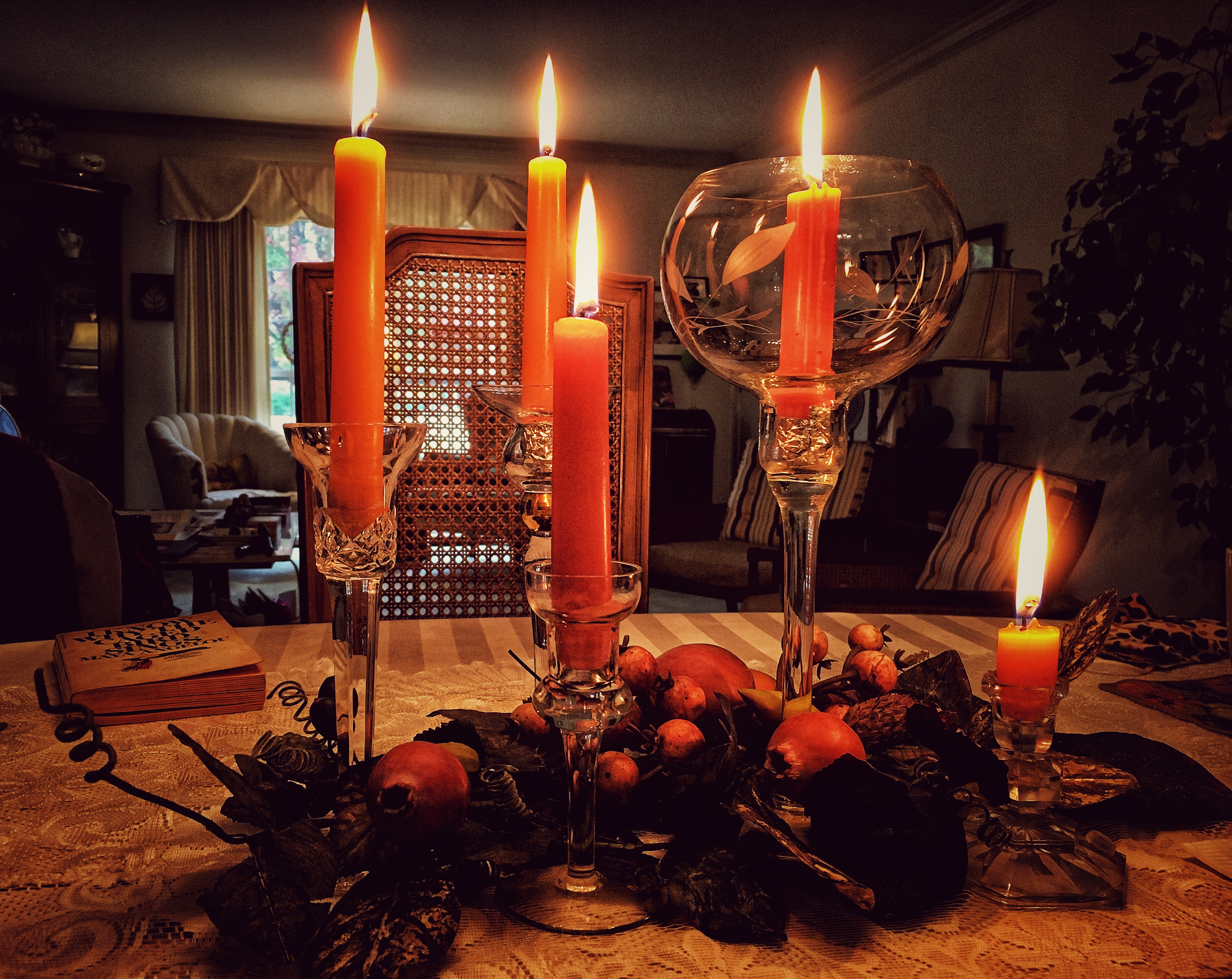 Elaines Table, Beautiful Always