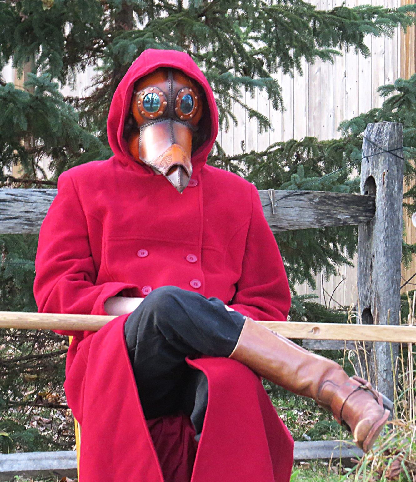 Nice Red Coat on this Spook