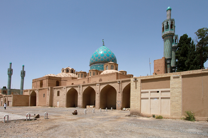 Mahan, Aramgah e shah Nematollah Vali