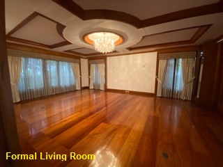 Formal Living Room.jpg