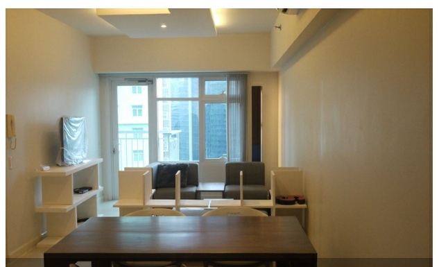 ****1BR in Two Serendra Red Oak