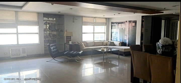 2BR for Sale along Salcedo Village