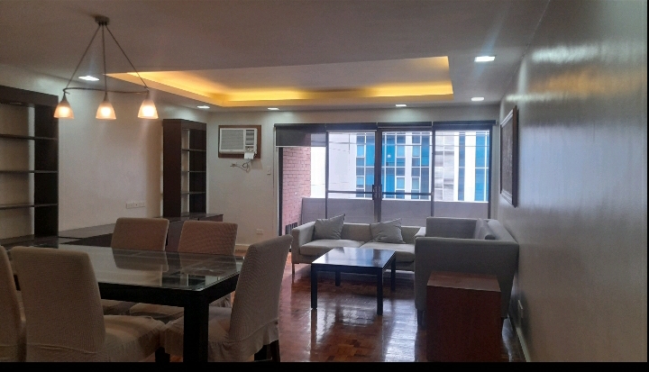 2BR in Legaspi Village for Sale