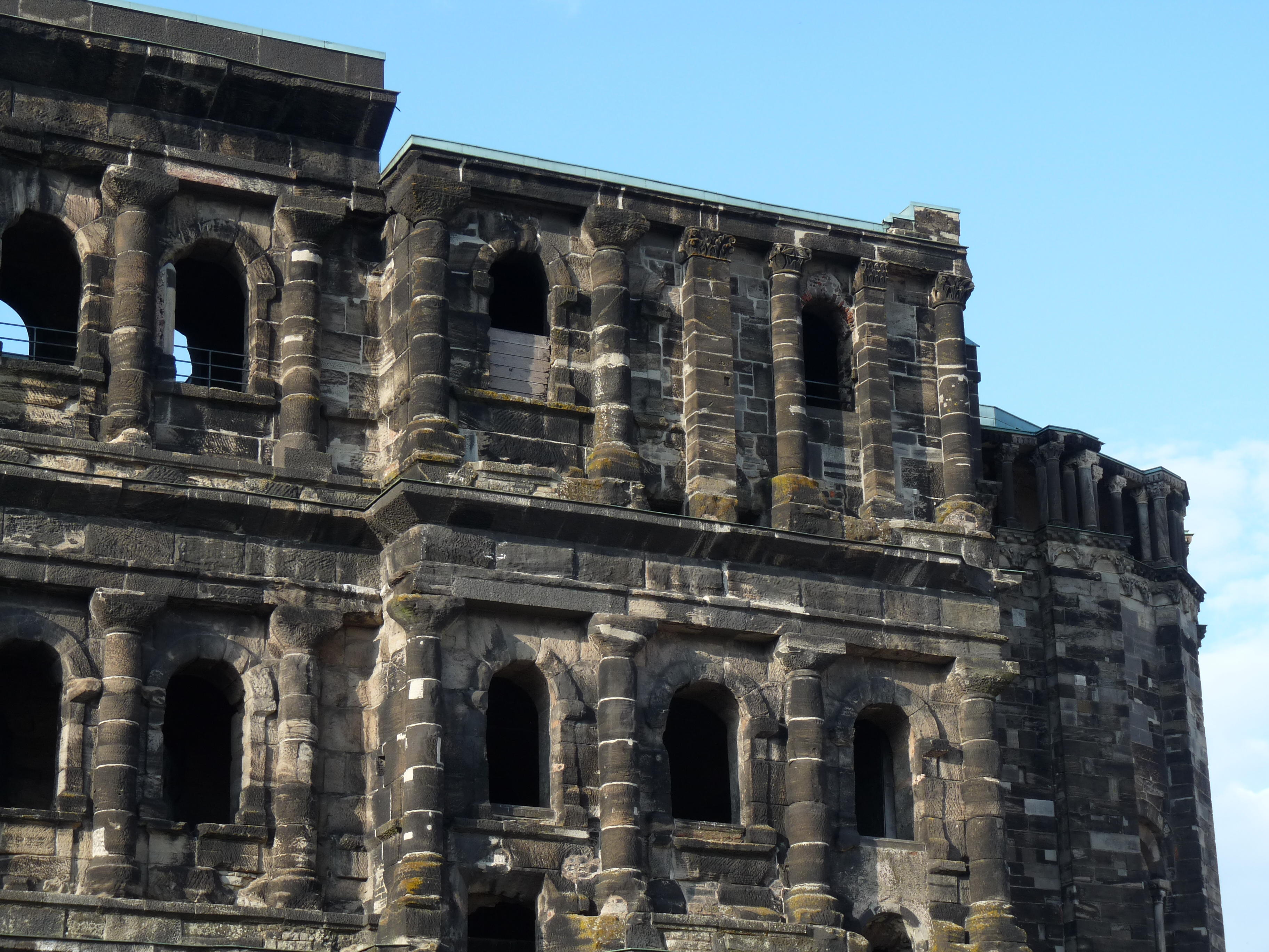 Porta Nigra